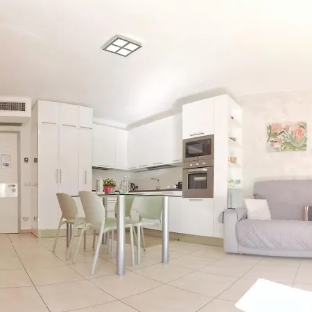Golfo Gabella Hotel apartamentowy