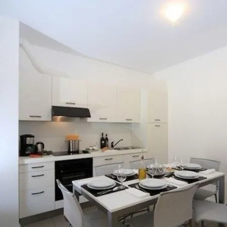 Hotel apartamentowy Golfo Gabella 4*