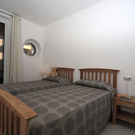 Hotel apartamentowy Golfo Gabella