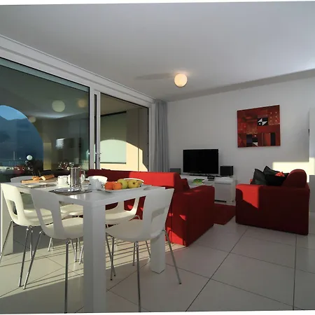 Golfo Gabella Hotel apartamentowy Maccagno