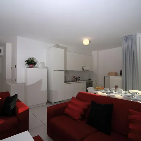 Golfo Gabella Hotel apartamentowy Maccagno
