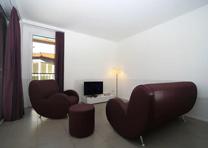 Hotel apartamentowy Golfo Gabella Maccagno