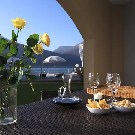 Golfo Gabella Aparthotel Maccagno