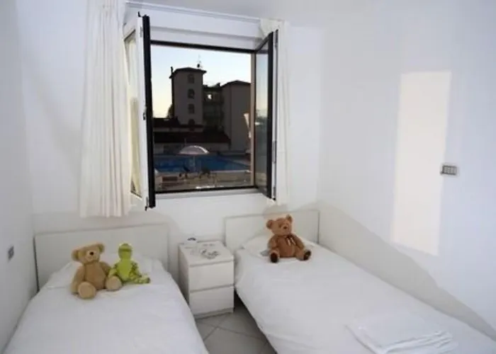 Golfo Gabella Lägenhetshotell 4*