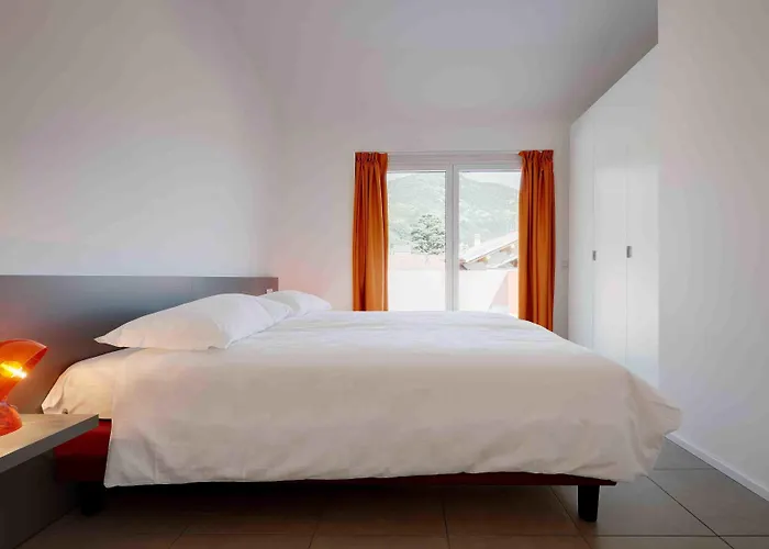 Golfo Gabella Hotel apartamentowy Maccagno